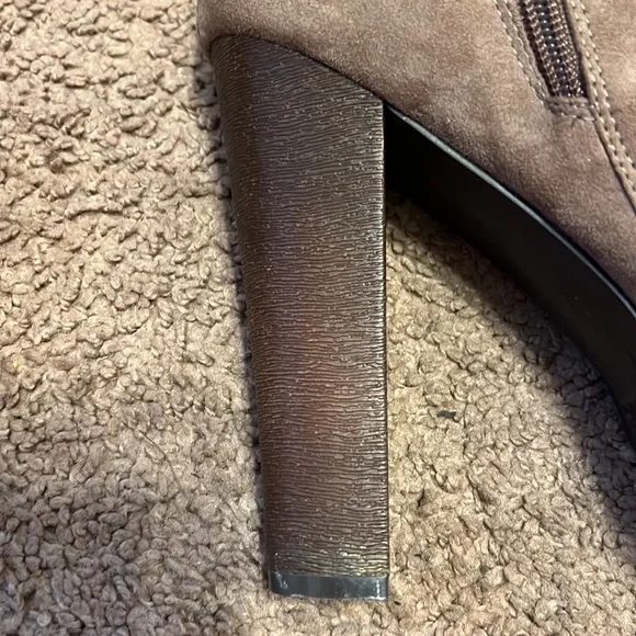 Breckelle’s “Britney-01” Bootie - Picture 3 of 4